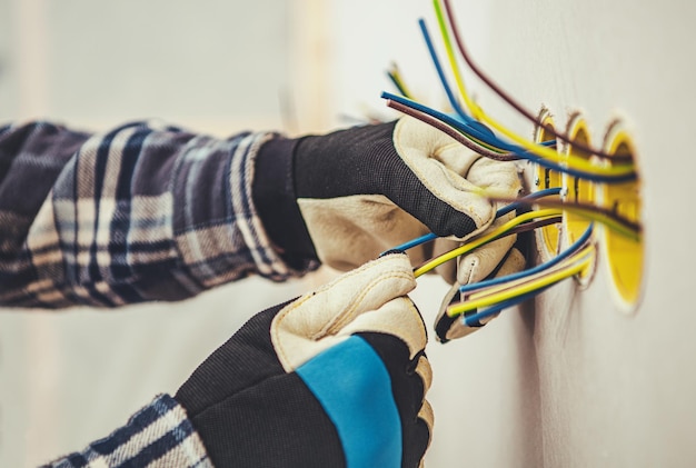 Construcții Civile 51 Greșeli de evitat în execuția instalațiilor electrice pentru locuințe