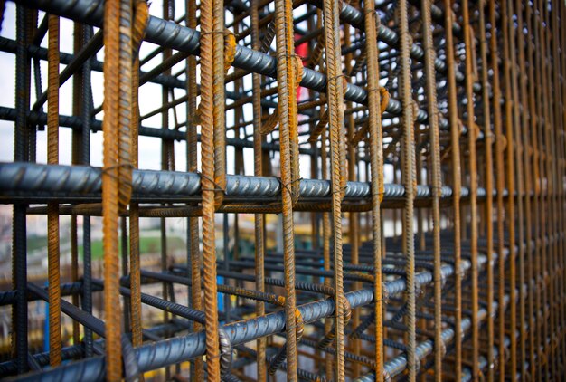 Blog 175 Când este recomandată utilizarea unui sistem de cofraje metalice?